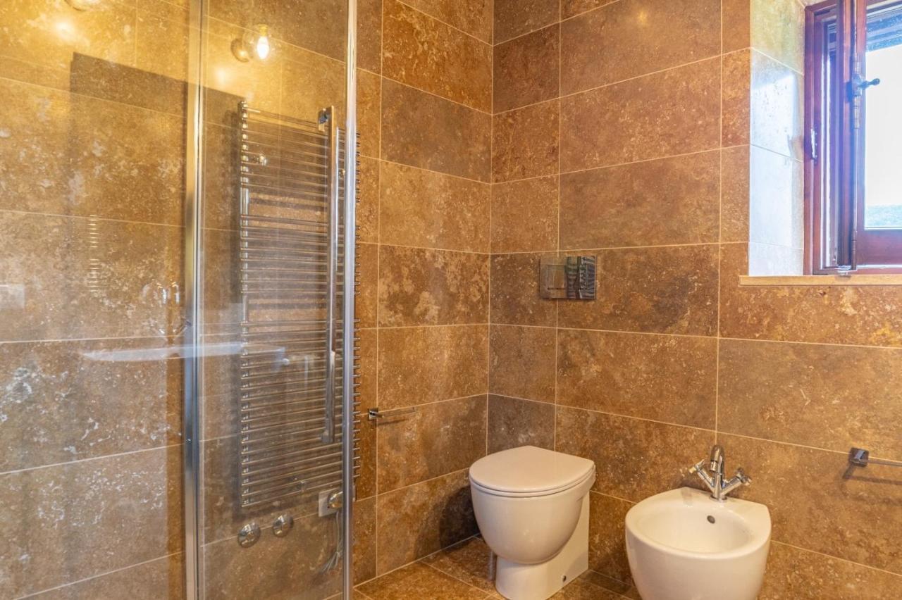 Podere Bargnano Cetona, Sleeps 10, Pool, WiFi Exterior foto